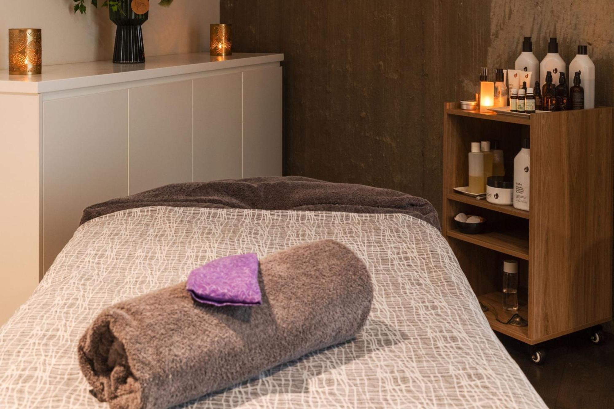Отель Peppers Silo Лонсестон Экстерьер фото Massage table